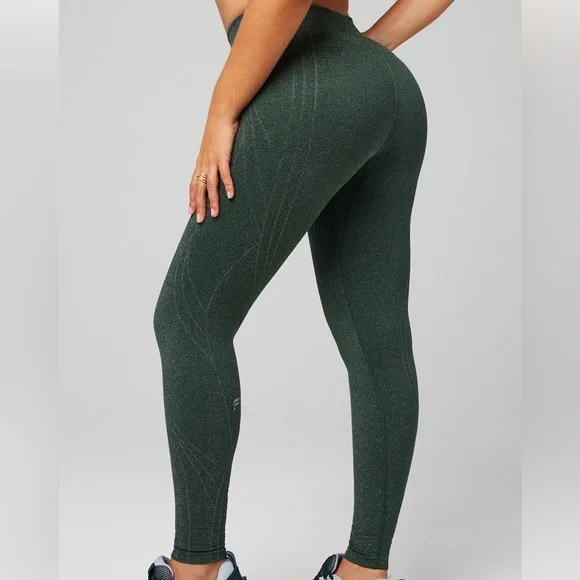 ✨Fabletics Seamless High-Waisted Legging Size S - Picture 3 of 14